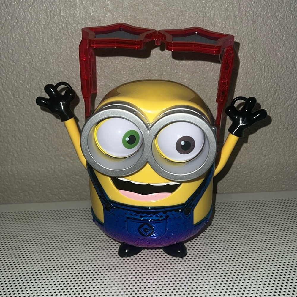 PARTY MINION BOB POPCORN BUCKET UNIVERSAL STUDIOS